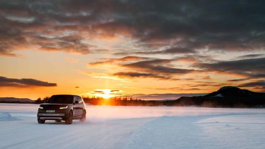 Elektrikli Range Rover -40 Derecede Kutuplarda Test Edildi 3